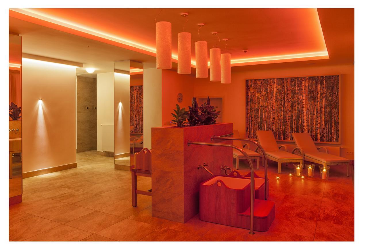 Malvazia Hotell Prievaly Exteriör bild