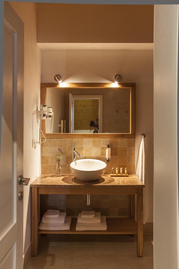 Malvazia Hotell Prievaly Exteriör bild